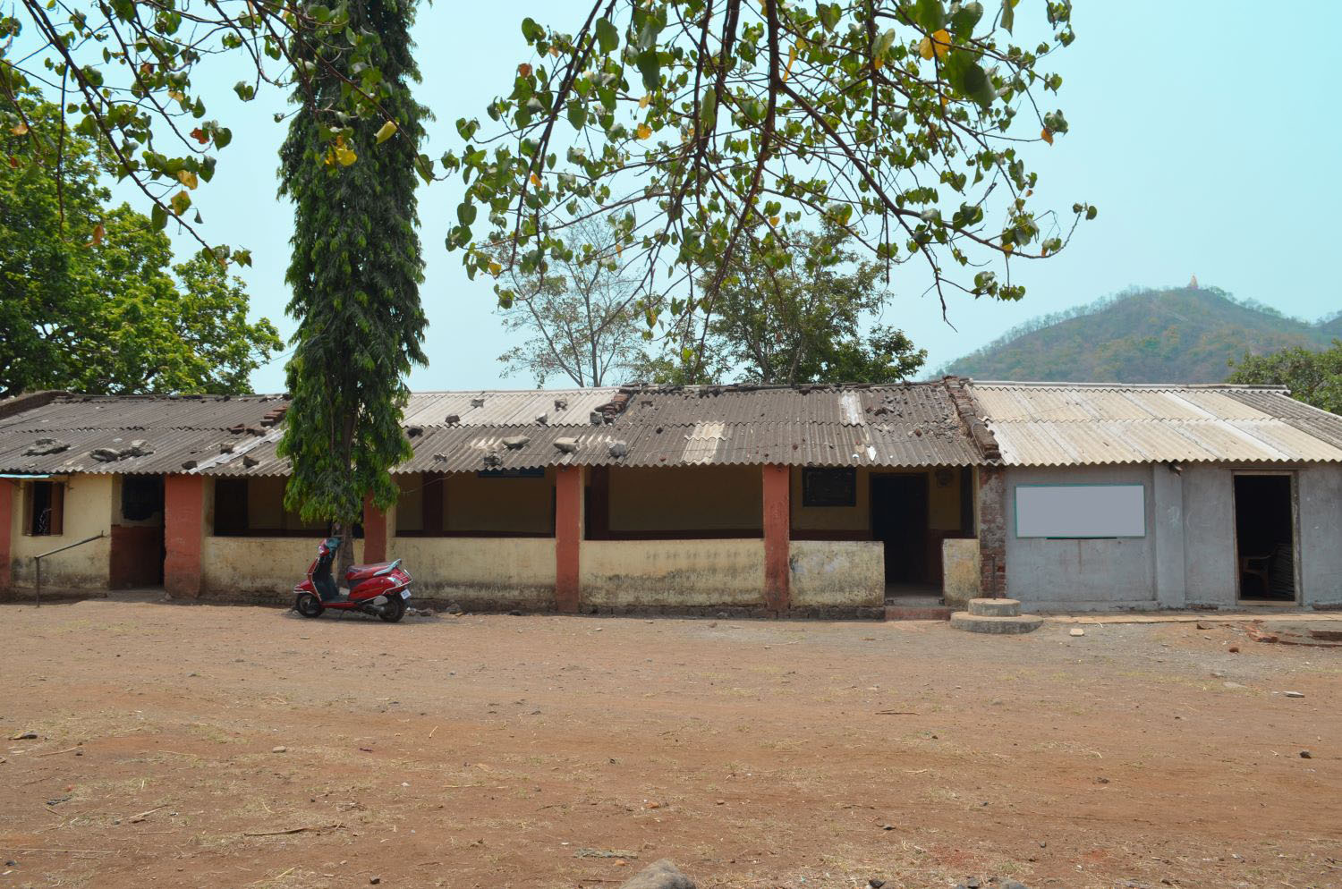 An empty school in India