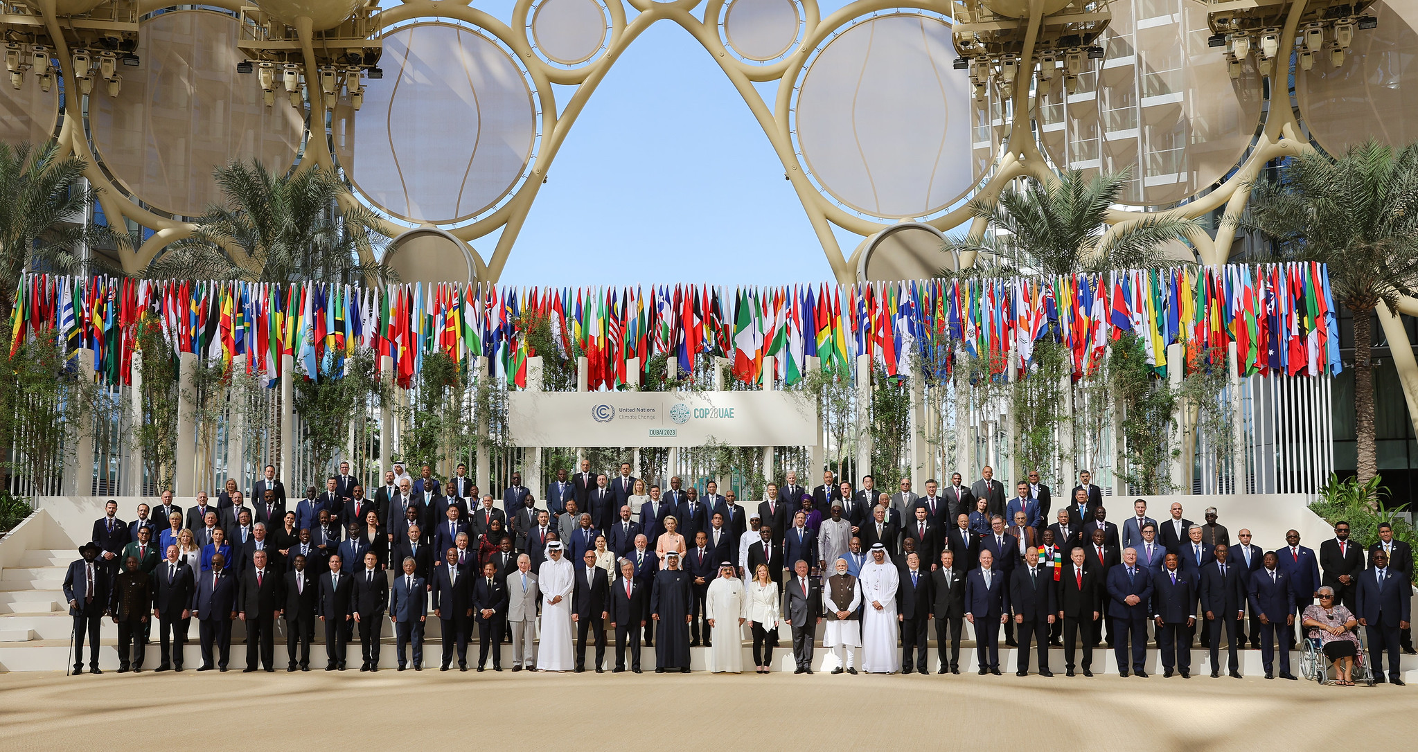 World Heads of States pose for a group photo at Al Wasl during the UN Climate Change Conference COP28 in Dubai / UN