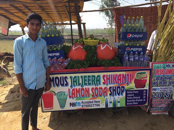 Juice vendor in Delhi accepts Digital Payments